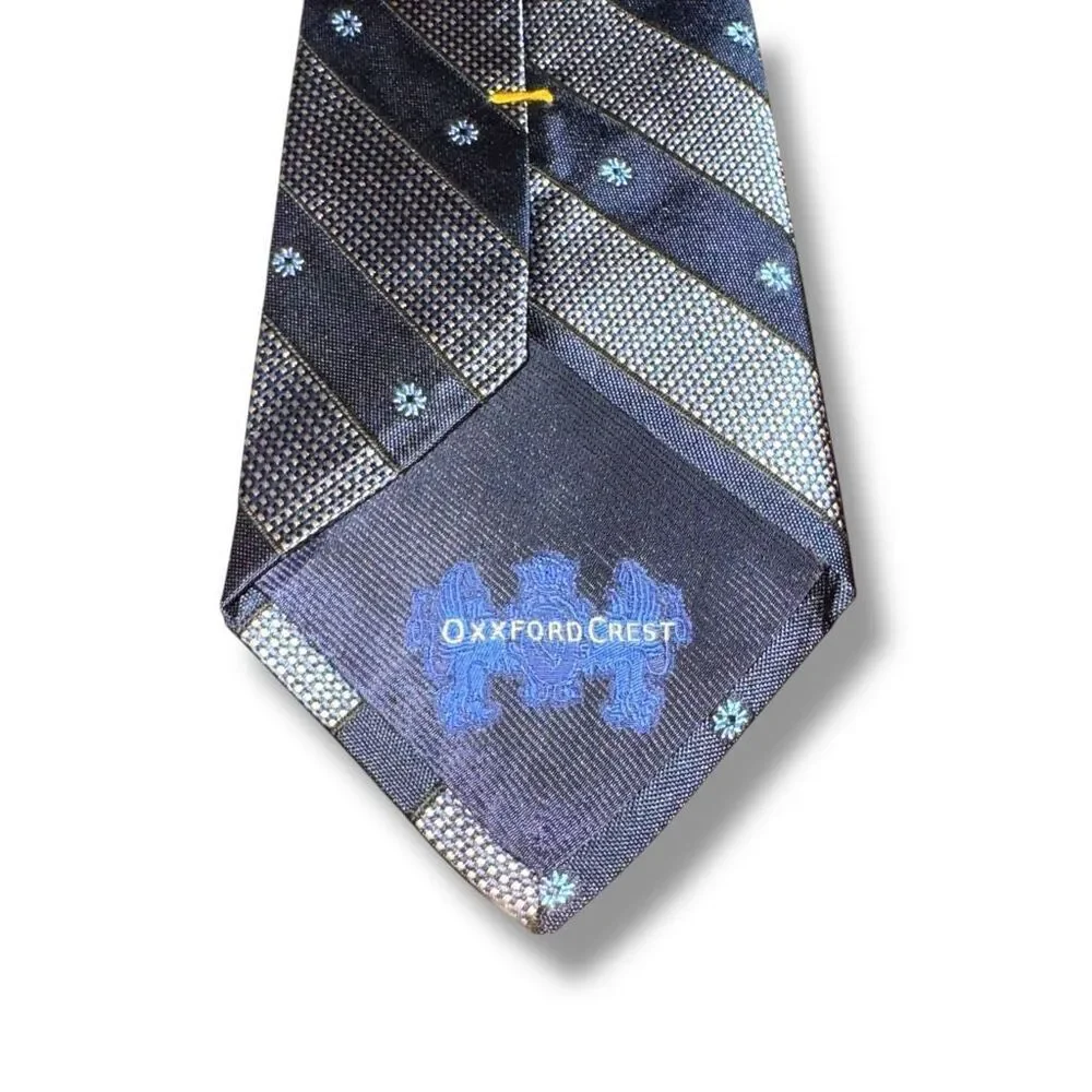 Oxxford Clothes Handmade in USA 100% Silk Striped Flower Tie